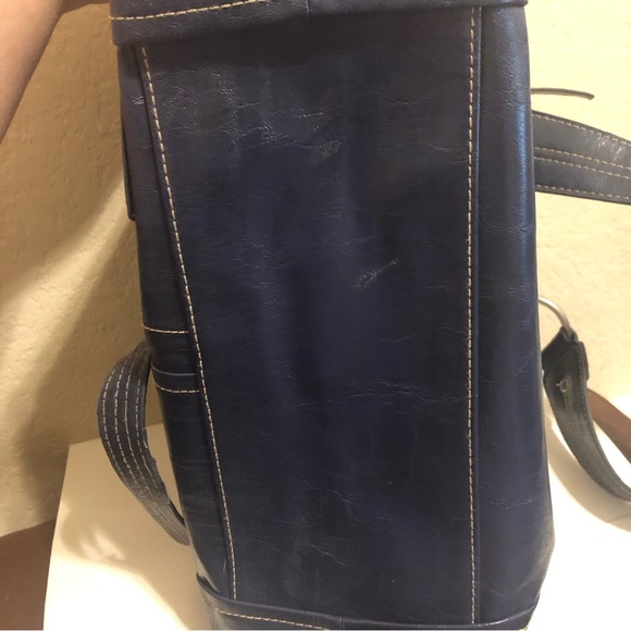 EUC Kenneth Cole Reaction Leather Purse - Picture 7 of 9